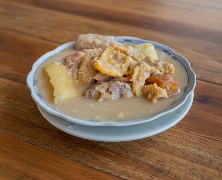 Plato tipico de Providencia